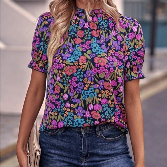 New floral print short sleeve top - Picture 6 of 6